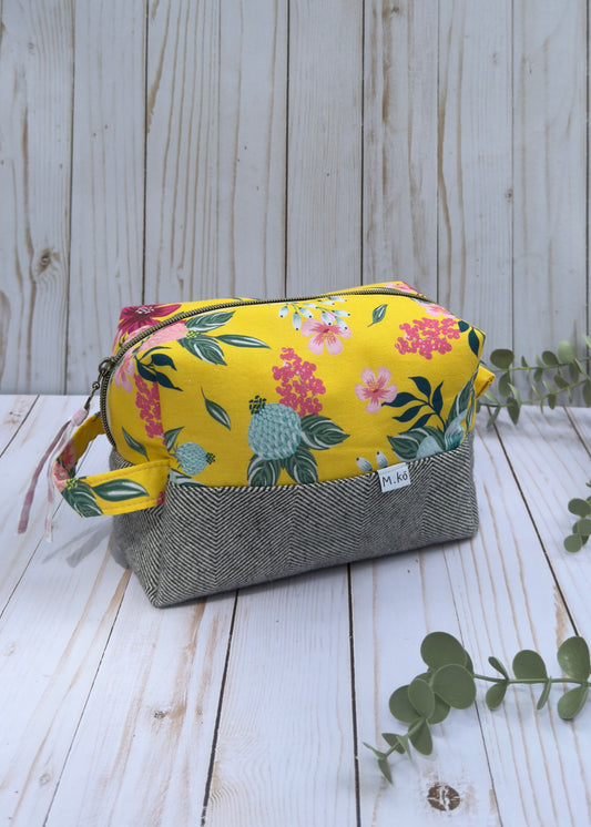 Cosmetic Pouch Bag - Yellow (L)