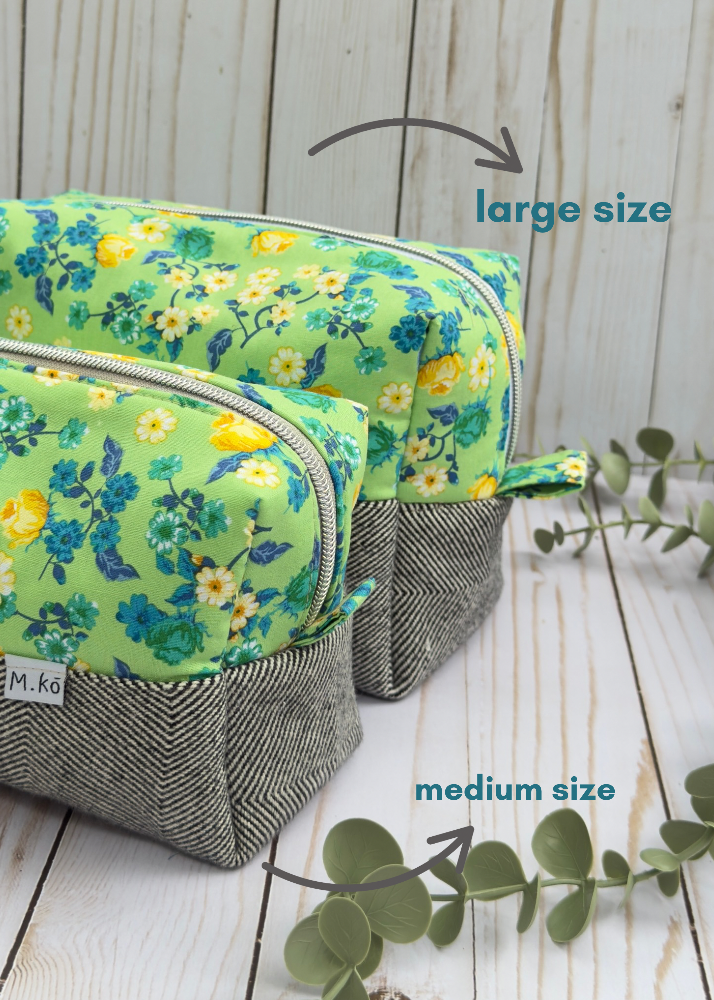 Cosmetic Pouch Bag - Green (M)